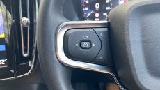 Volvo Xc40 2.0 B4P Inscription 5dr AWD Auto Petrol Estate